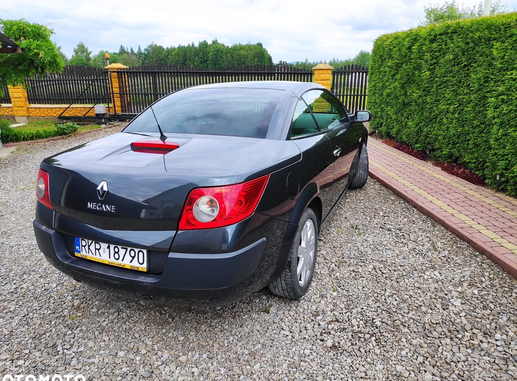 Renault Megane cena 12000 przebieg: 236000, rok produkcji 2007 z Krosno małe 56